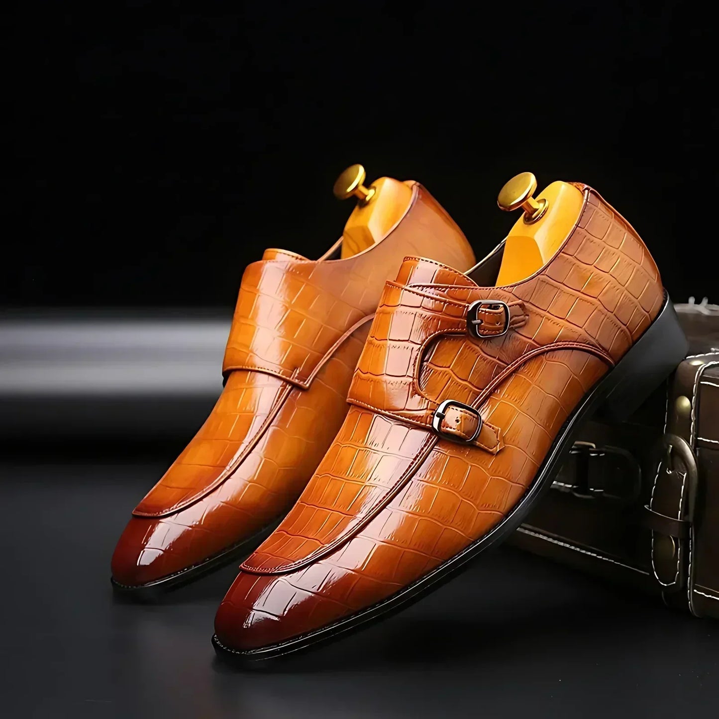 Kroksiluett Brogue Slip-Ons with Buckle-Belt Laces