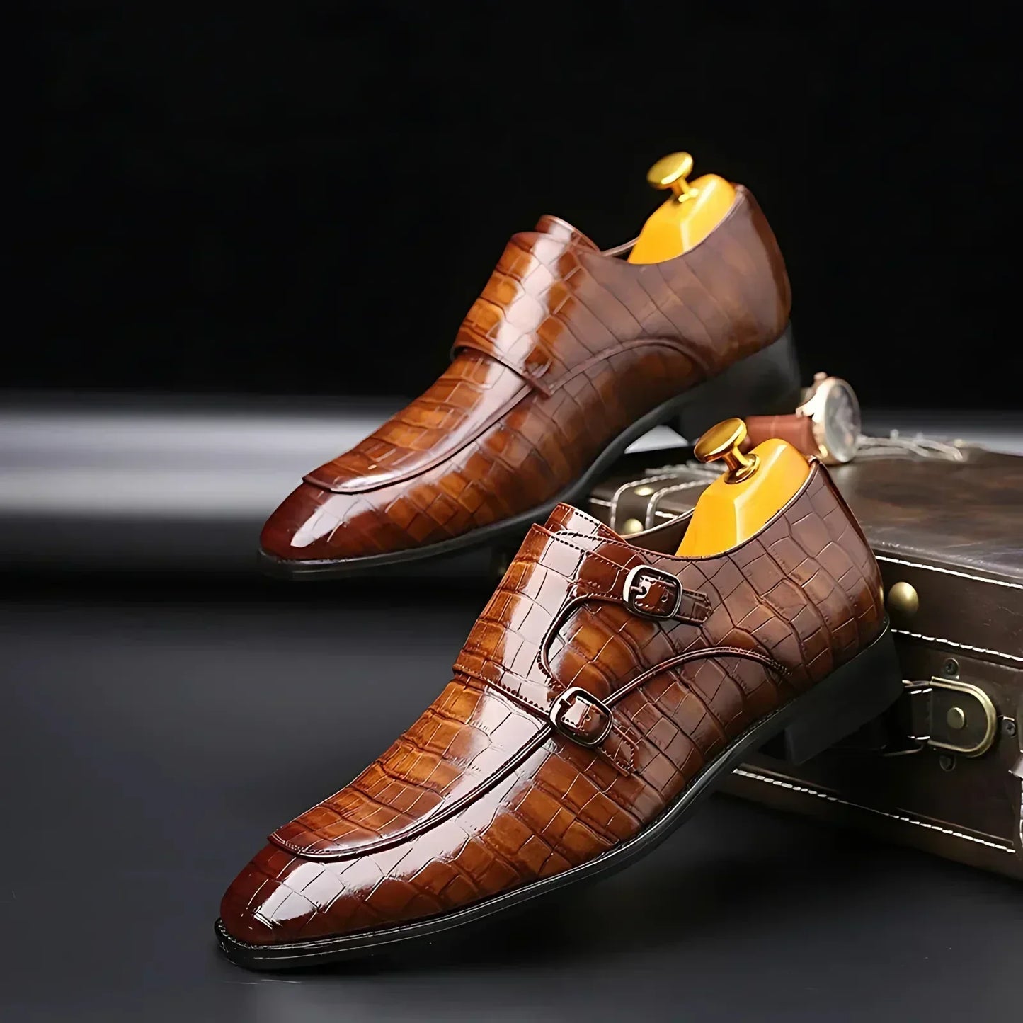 Kroksiluett Brogue Slip-Ons with Buckle-Belt Laces