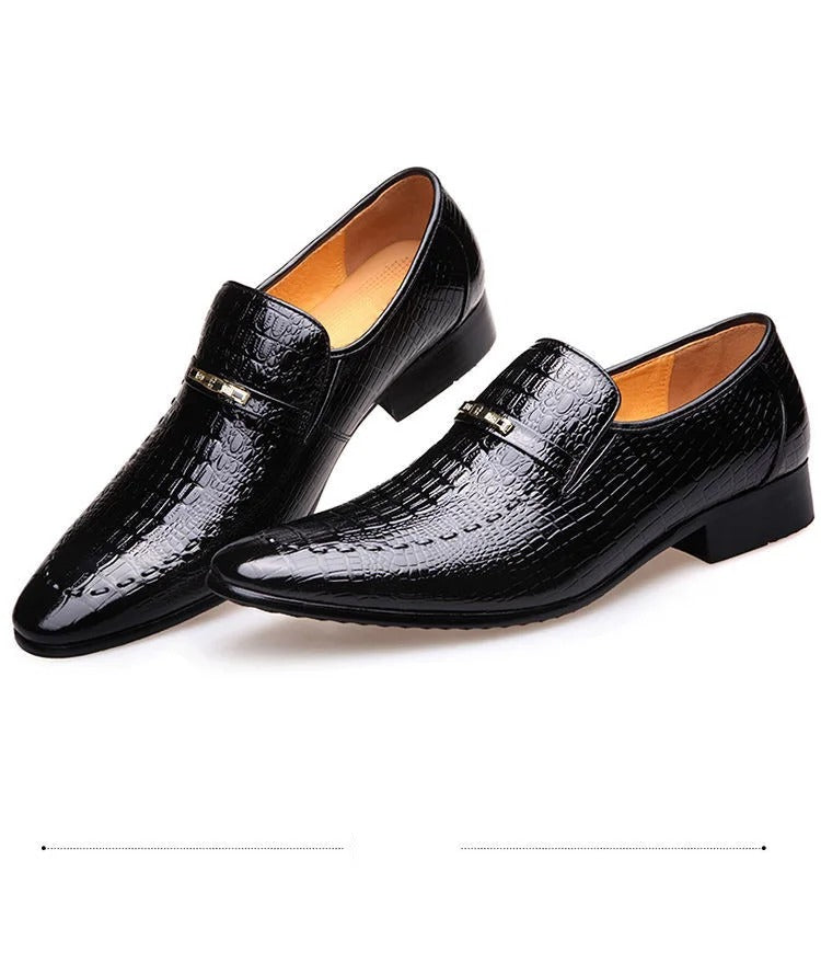 VärdStil Faux Crocodile Leather Embossed Slip-On Oxfords
