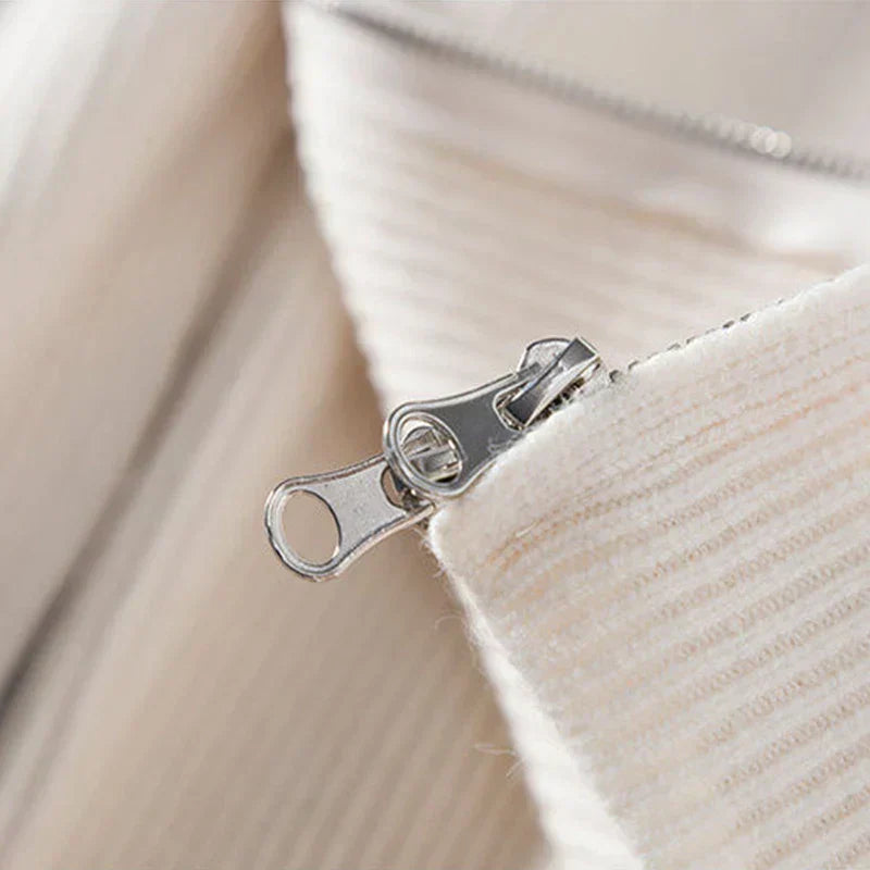 VinterKlädd Cardigan by AvenueFinds Sweden
