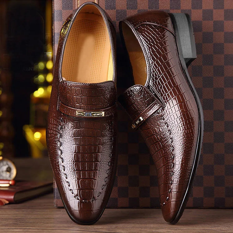 VärdStil Faux Crocodile Leather Embossed Slip-On Oxfords