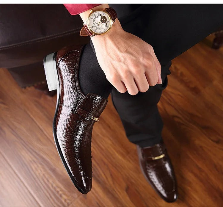 VärdStil Faux Crocodile Leather Embossed Slip-On Oxfords