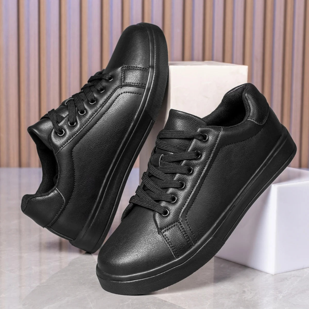 Klub Leather Sneakers