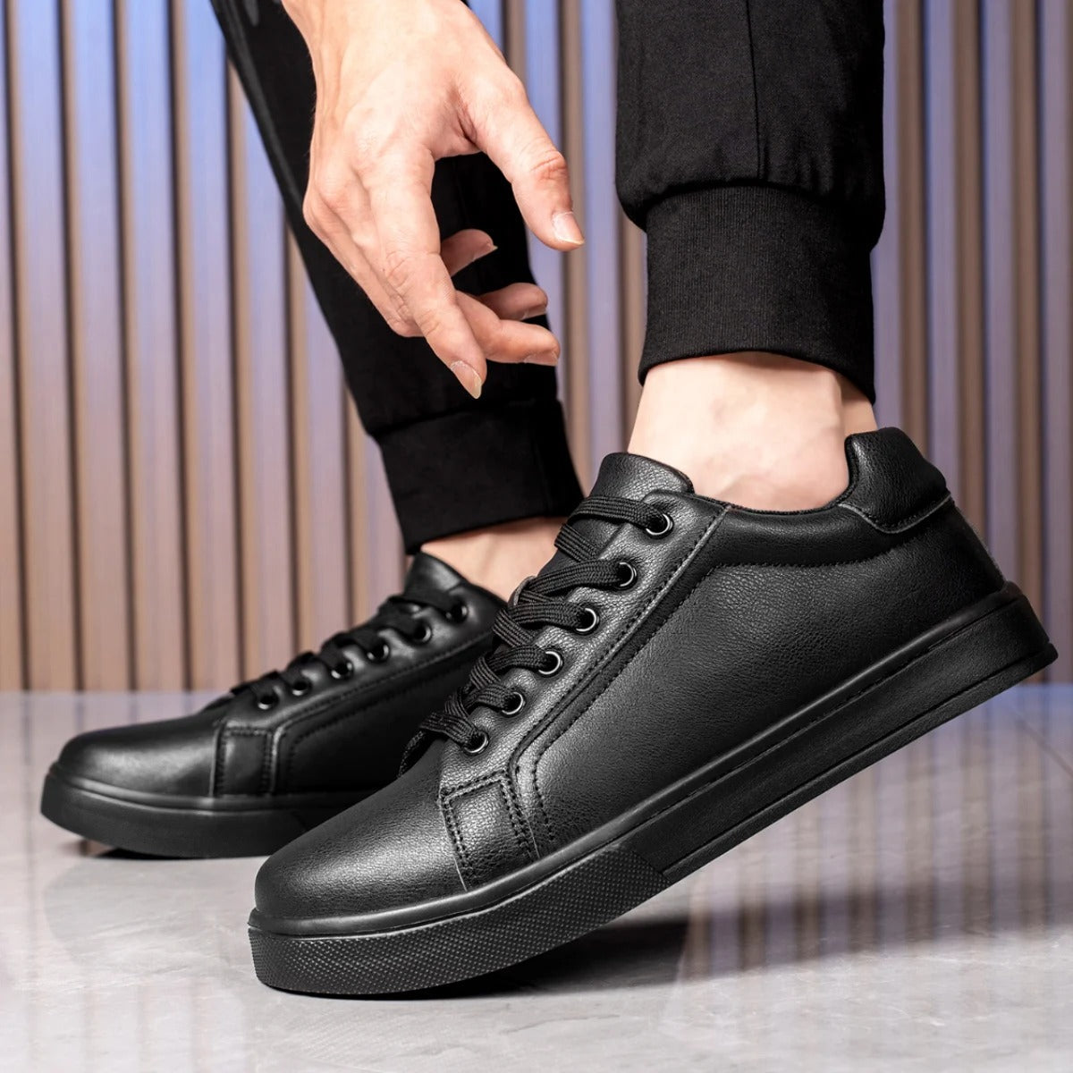 Klub Leather Sneakers