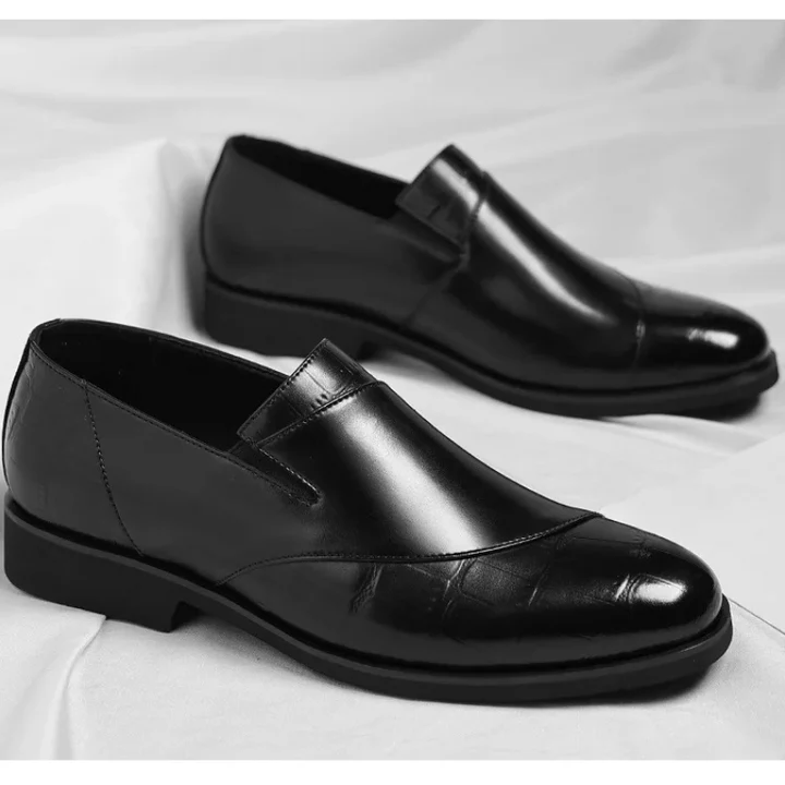 Averand Leather Loafers